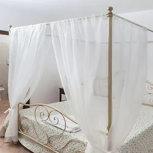 Guest house Managheri Wine Bar, Oliena